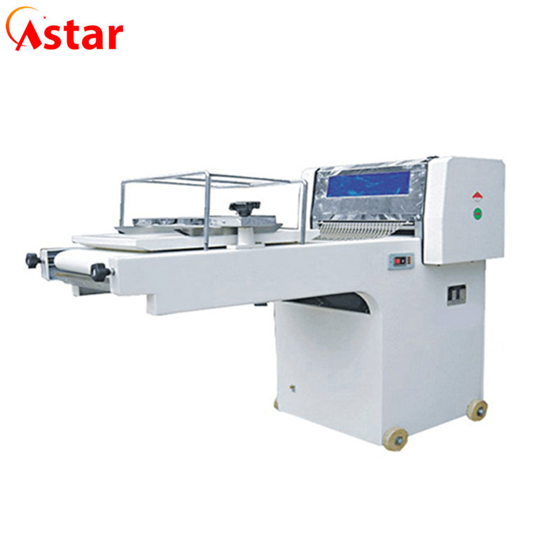 Toast molding machine (3)